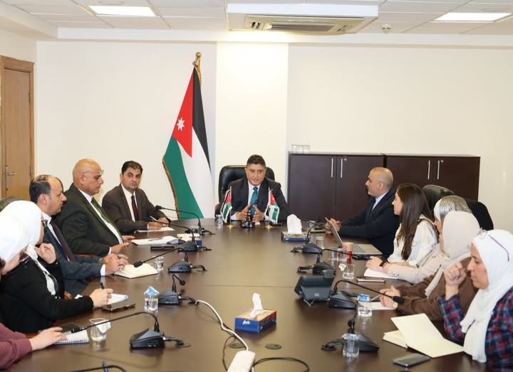 اجتماع في وزارة النقل لبحث تقييم ادارة التغيير والثقافة الرقمية