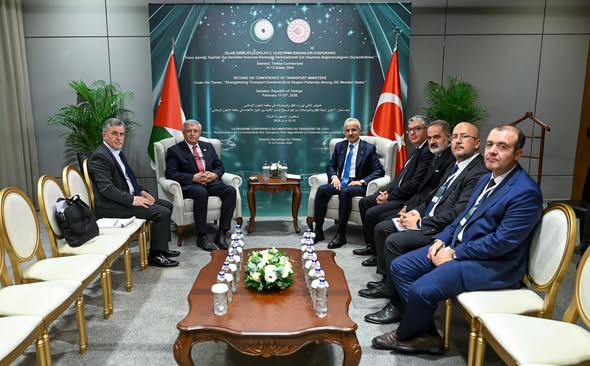 القطامين يبحث الربط الاقليمي السككي والتنسيق الاقليمي مع وزيري النقل السعودي والتركي اسطنبول