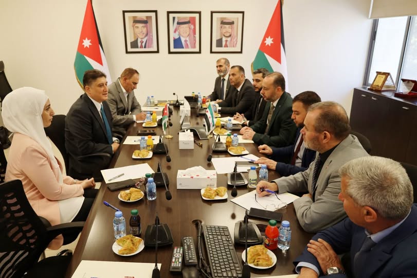 أمين عام وزارة النقل يستقبل معاون وزير النقل السوري