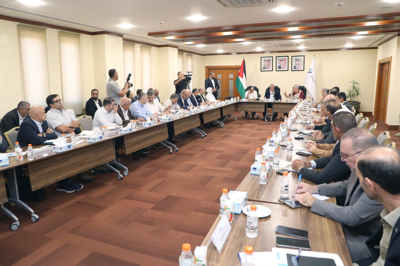 اجتماع تنسيقي موسع في سلطة العقبة لتعزيز جاهزية منظومة النقل واللوجستيات وسلاسل التوريد